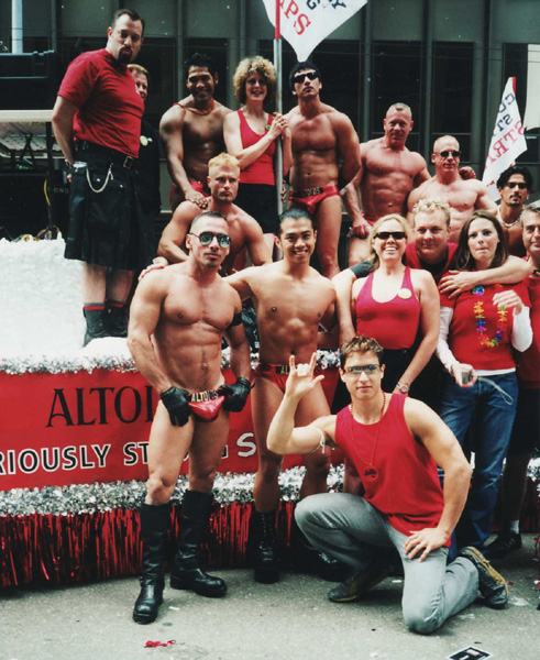 ALTOIDS FLOAT 3 - Pride 2003